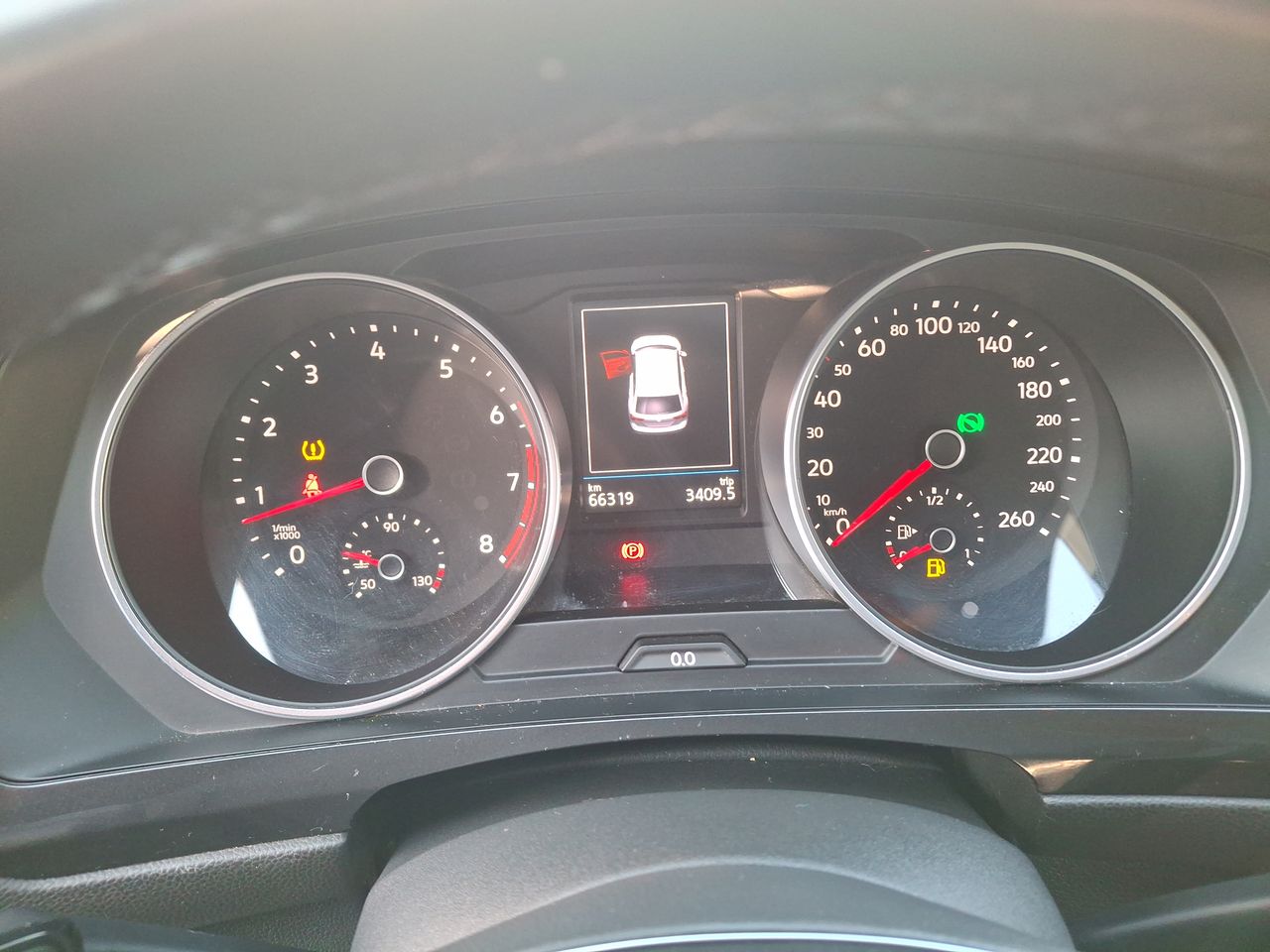 VOLKSWAGEN - 25