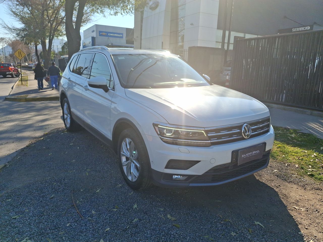 VOLKSWAGEN - 1