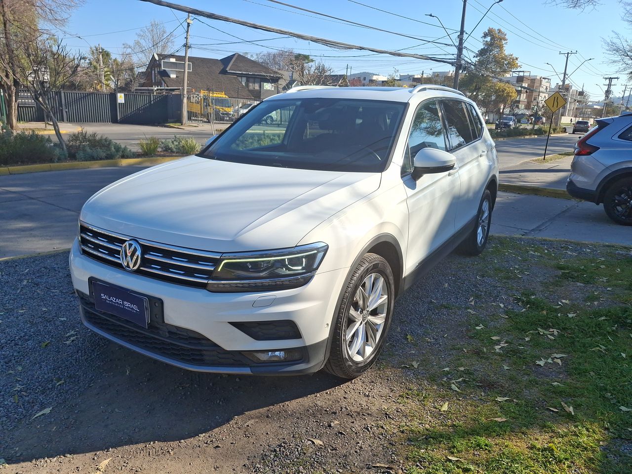 VOLKSWAGEN - 3