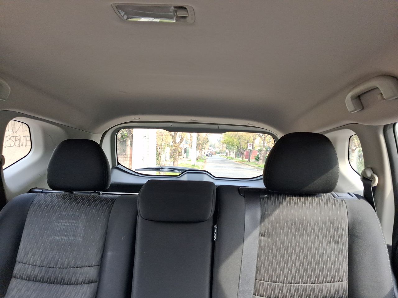 NISSAN - 4