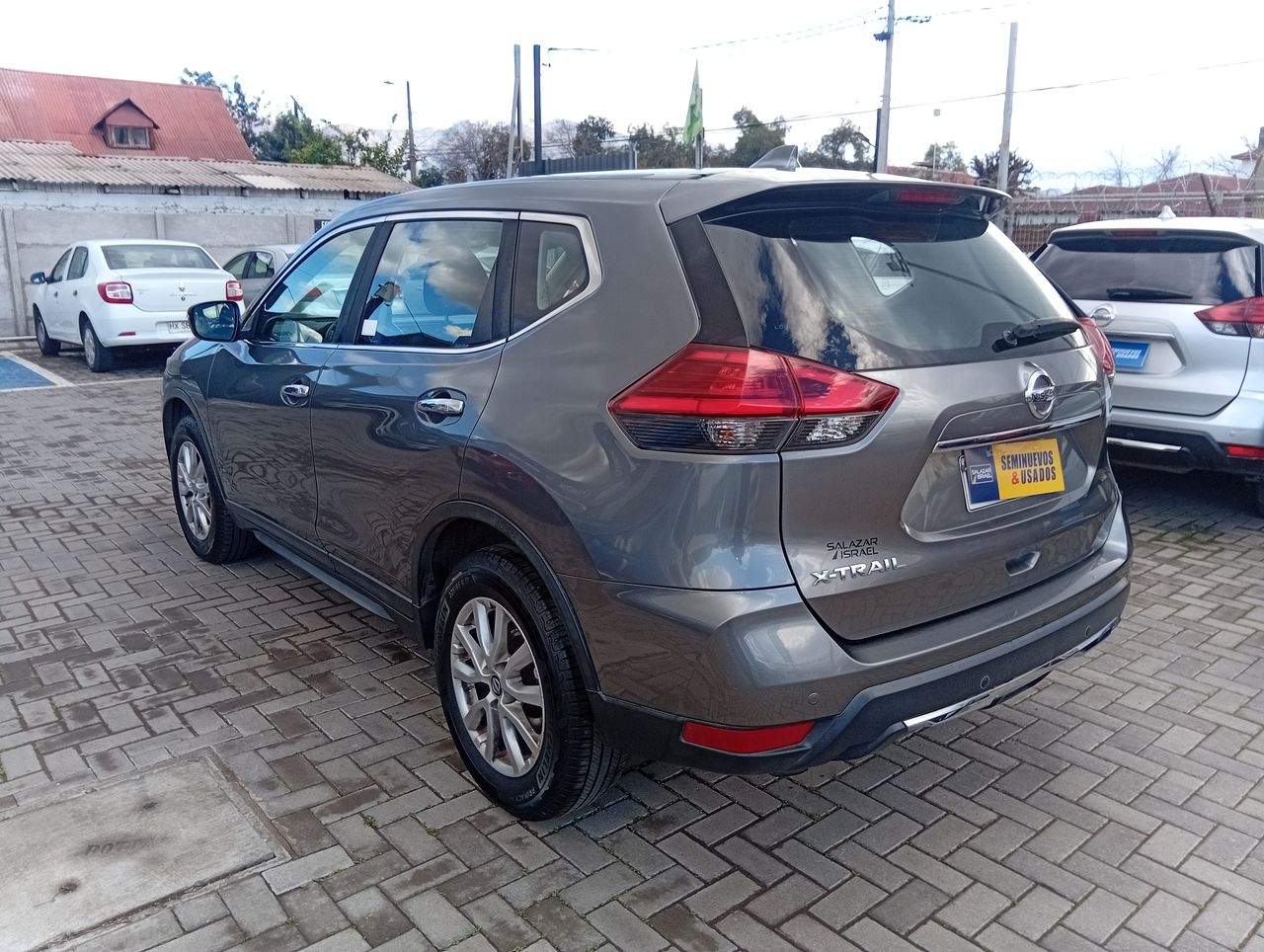 NISSAN - 5