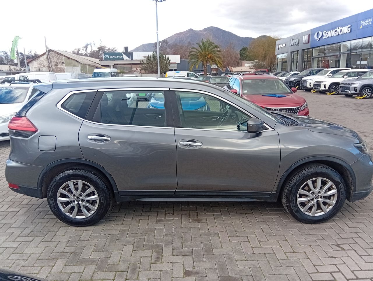 NISSAN - 8