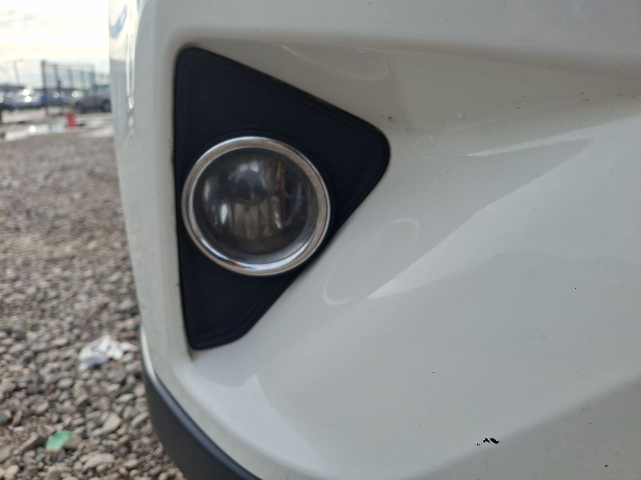 Toyota RAV4 — foto 12 de 23