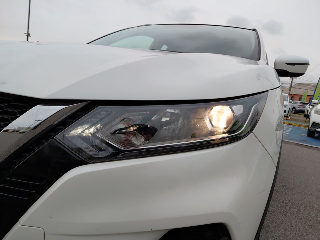 NISSAN - 9