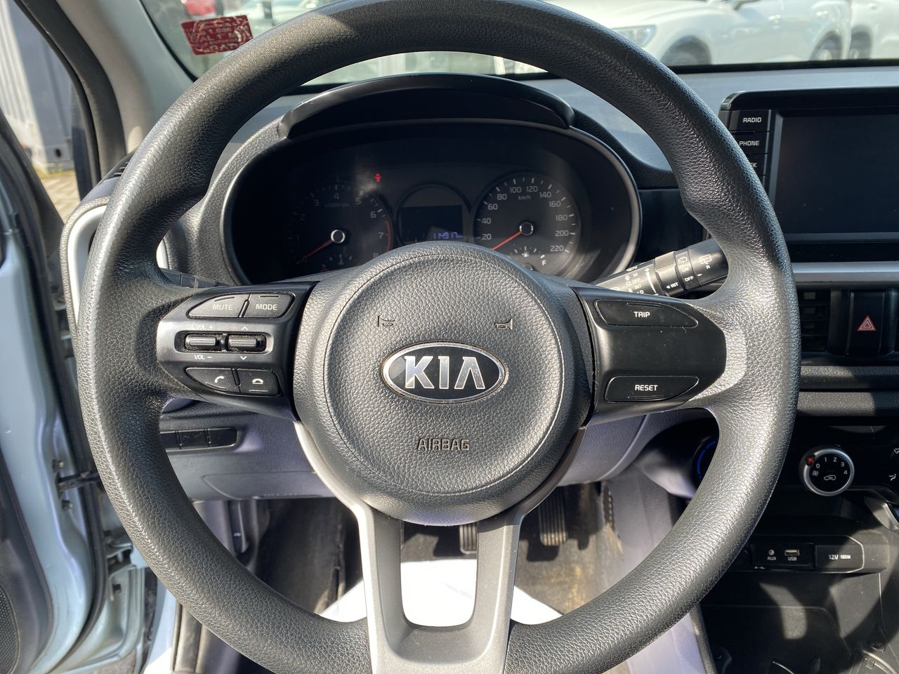 KIA - 25