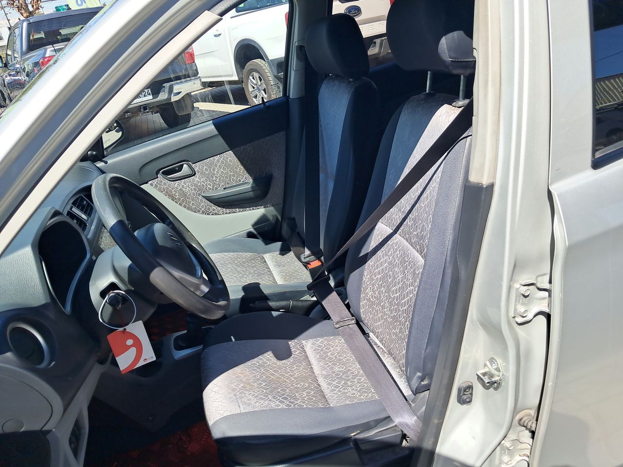 SUZUKI - 23