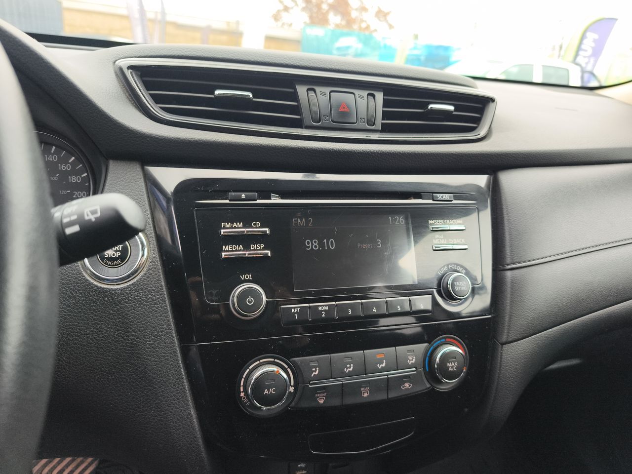 NISSAN - 18