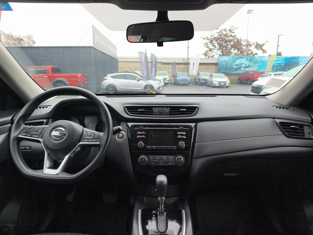 NISSAN - 22