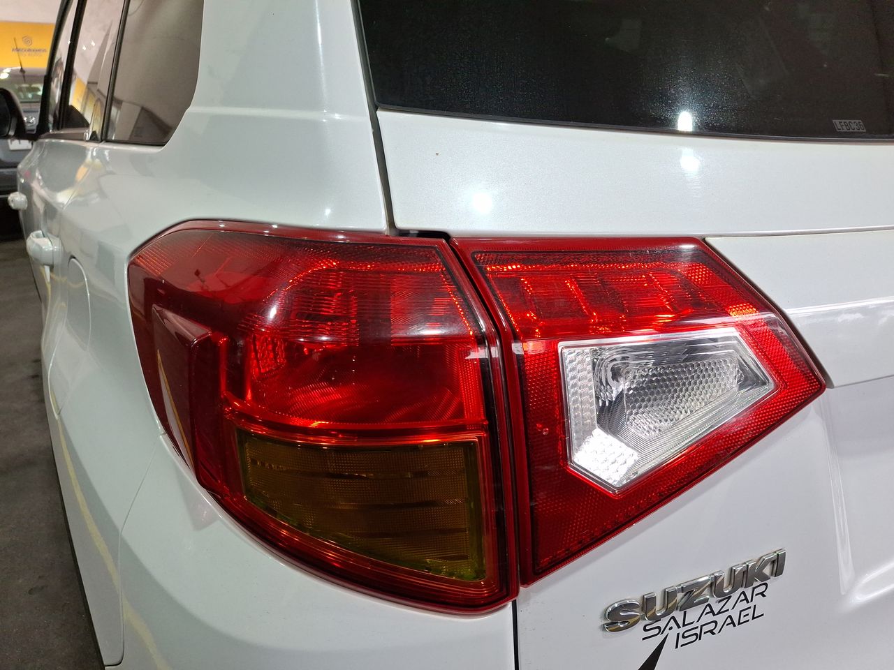 SUZUKI - 18