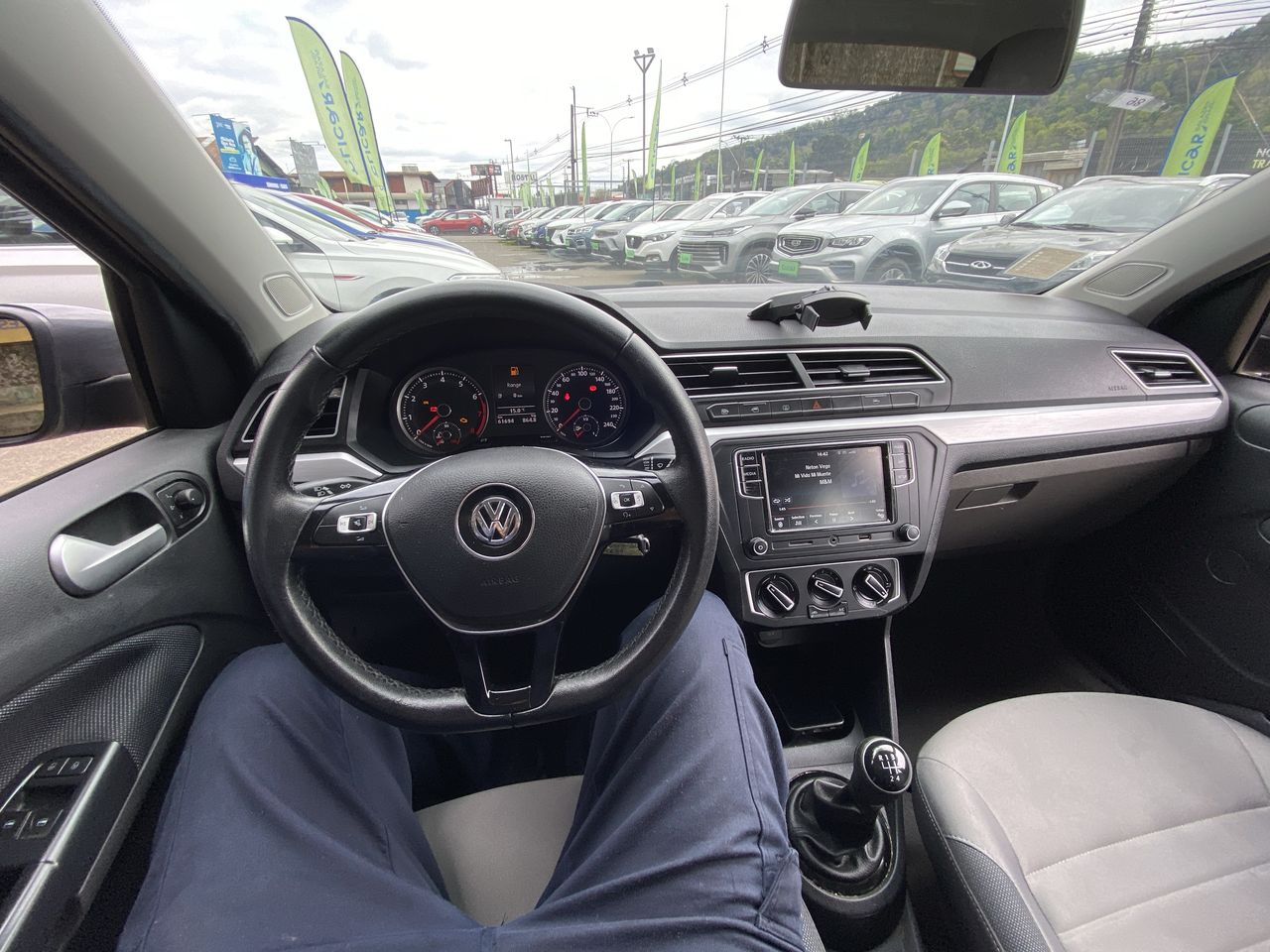 VOLKSWAGEN - 31