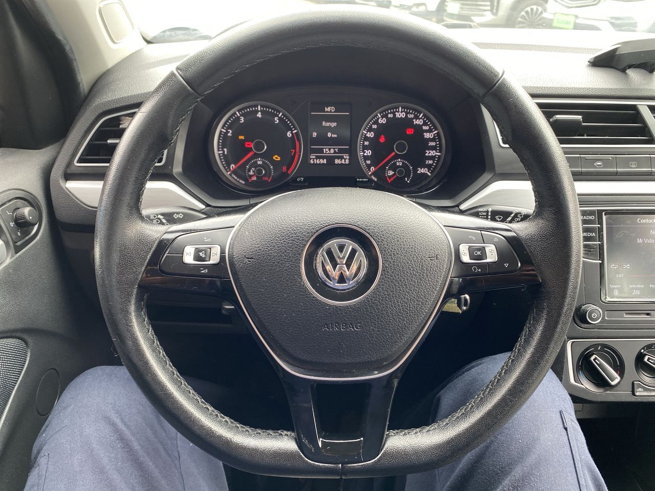 VOLKSWAGEN - 24