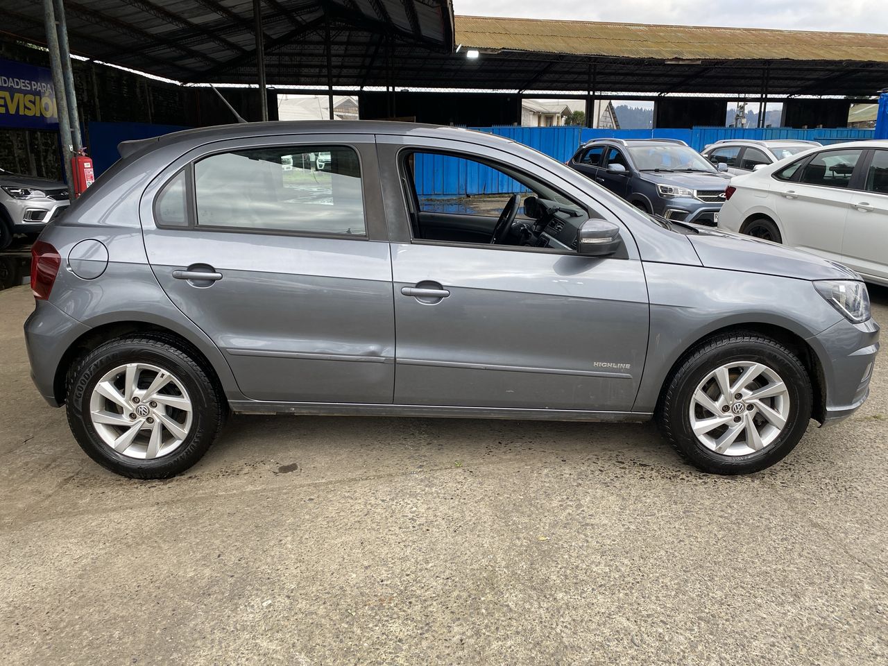 VOLKSWAGEN - 8