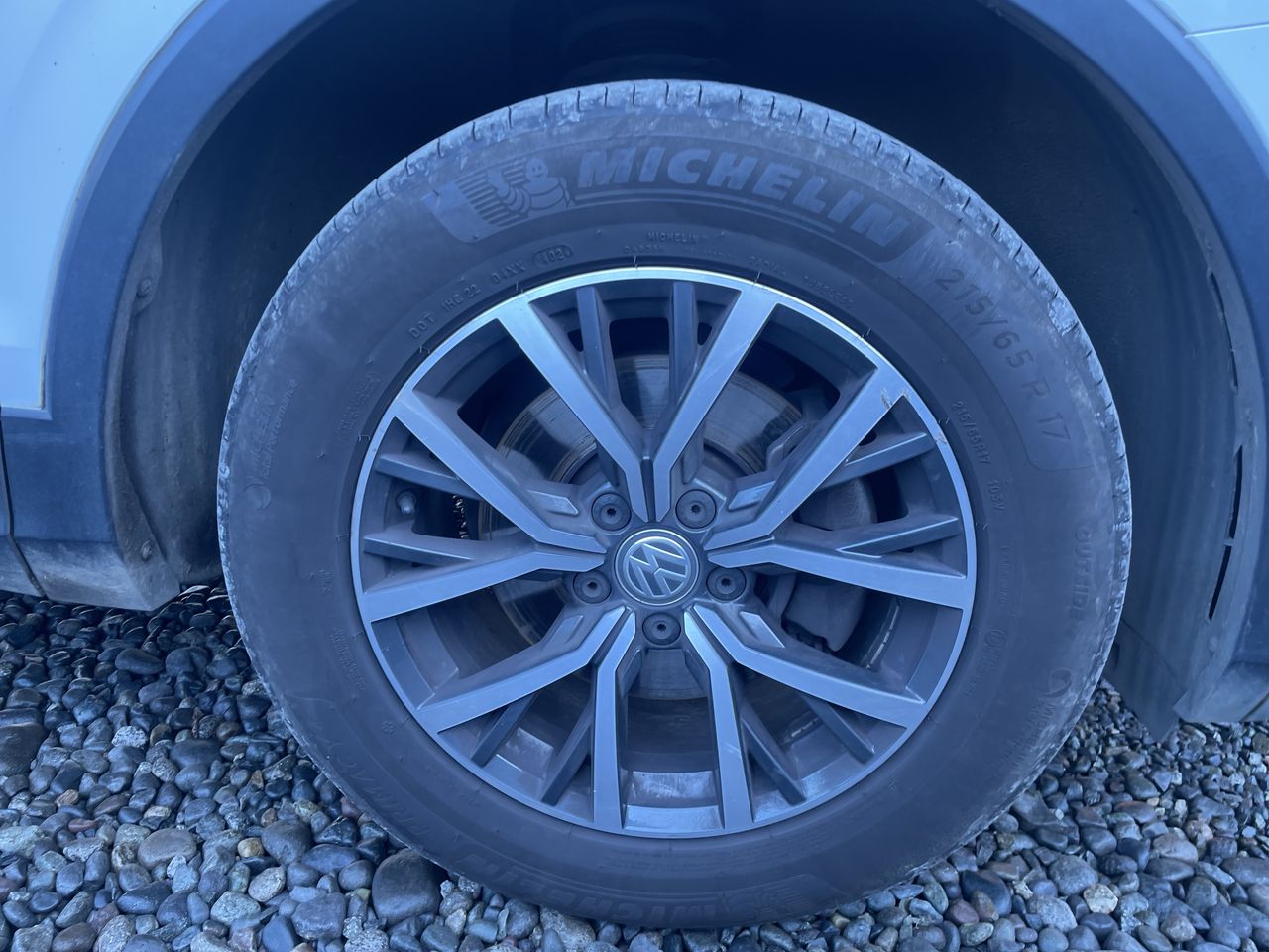 VOLKSWAGEN - 9
