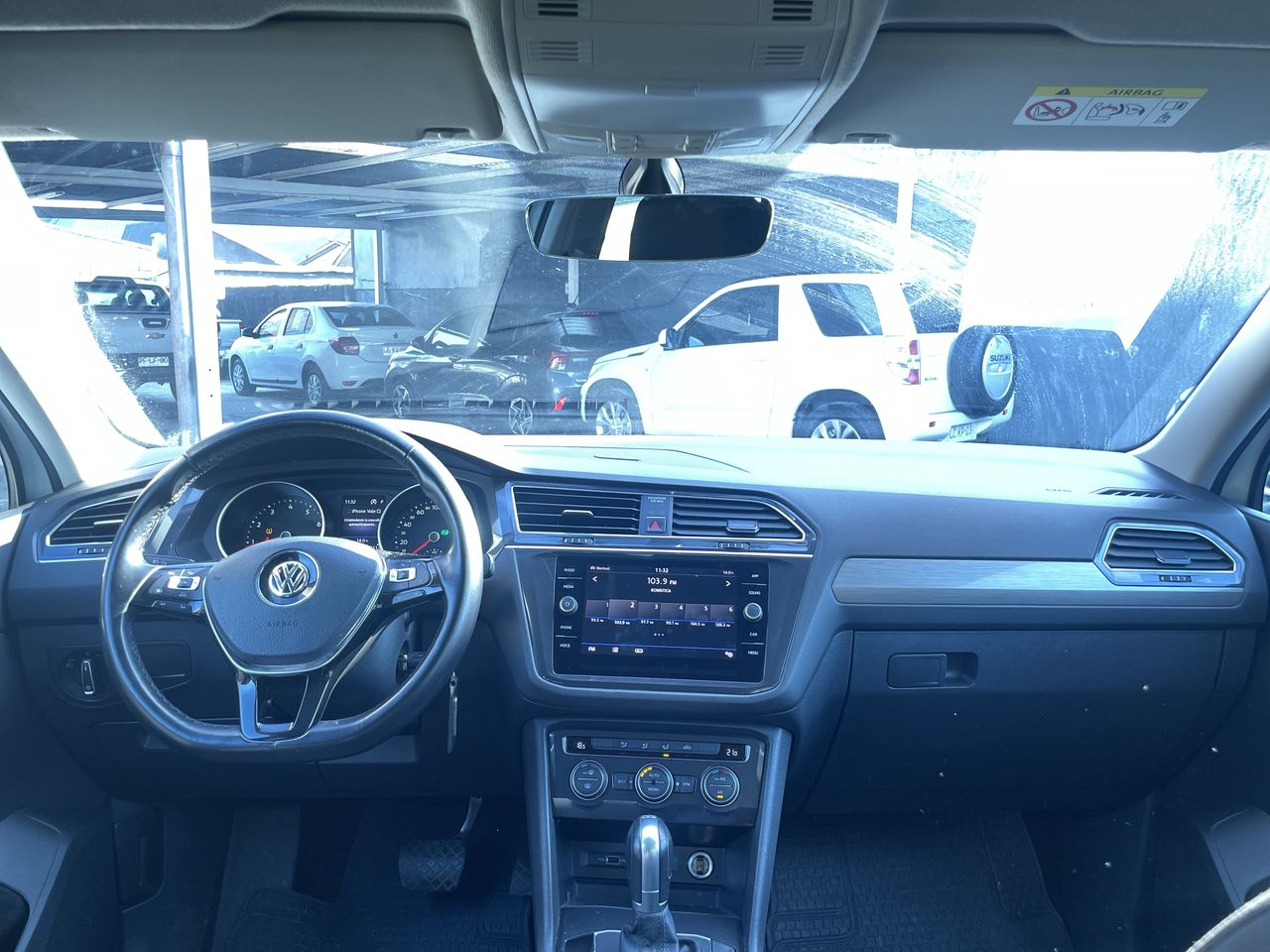 VOLKSWAGEN - 1