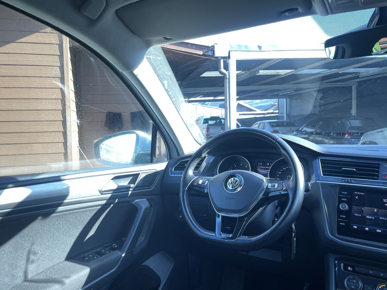 VOLKSWAGEN - 8