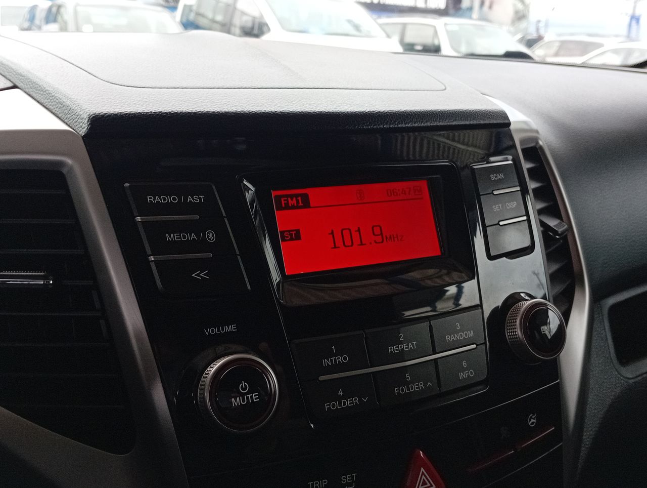SSANGYONG - 19