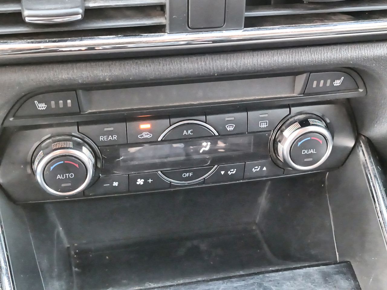 MAZDA - 28