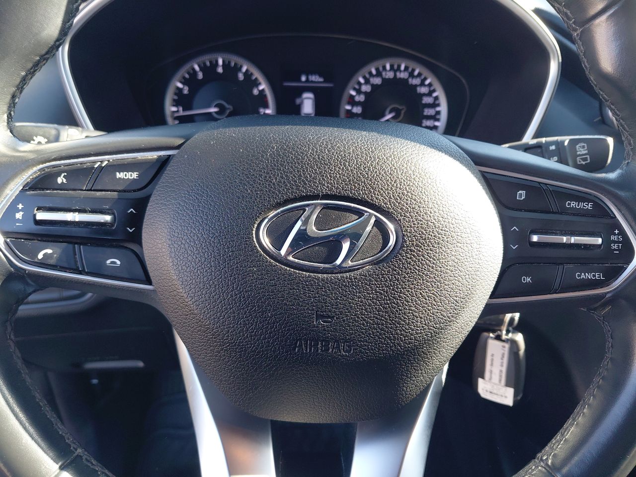HYUNDAI - 16