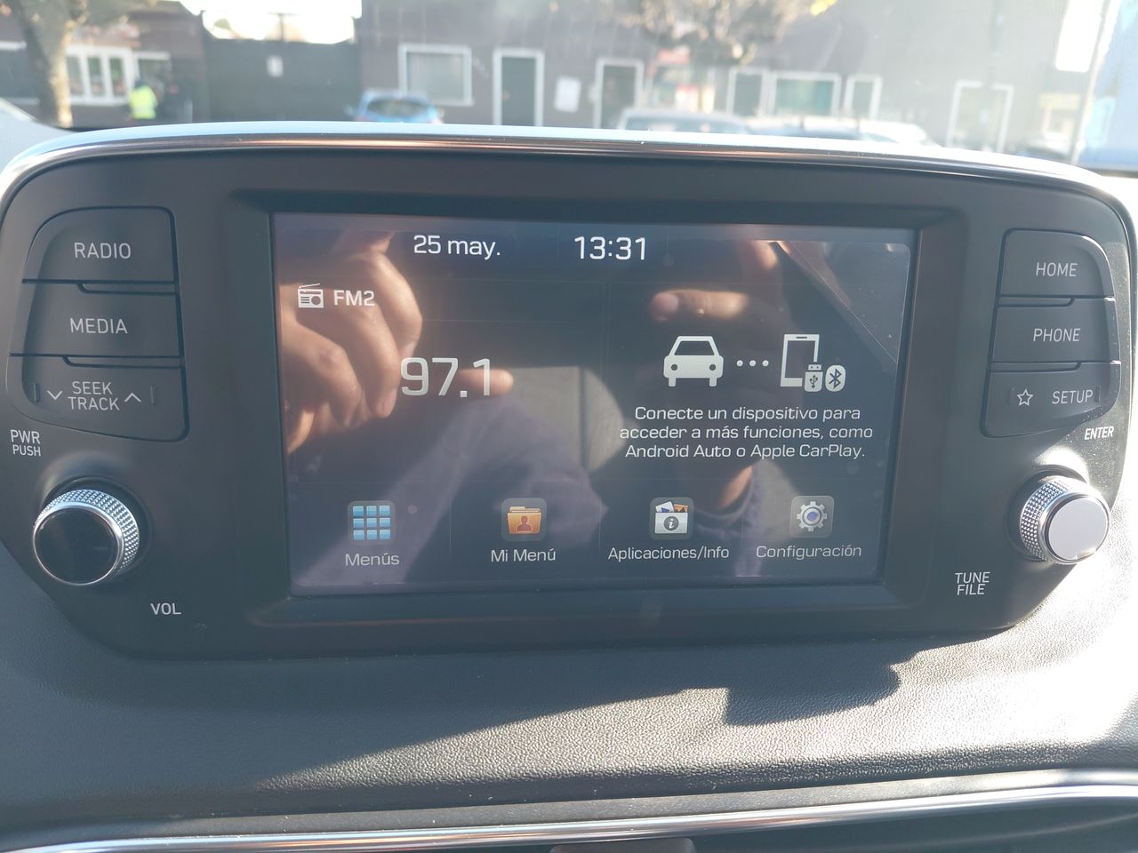 HYUNDAI - 18