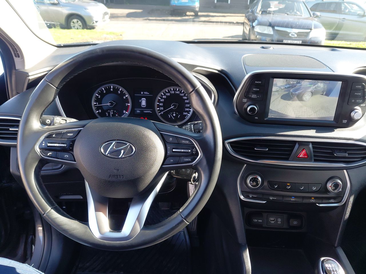 HYUNDAI - 22
