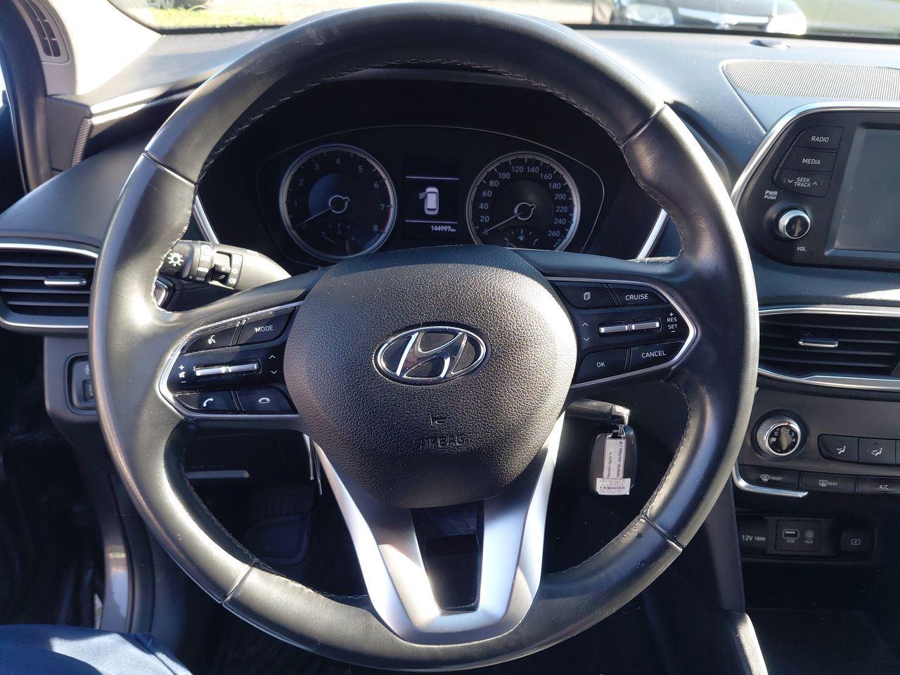 HYUNDAI - 15