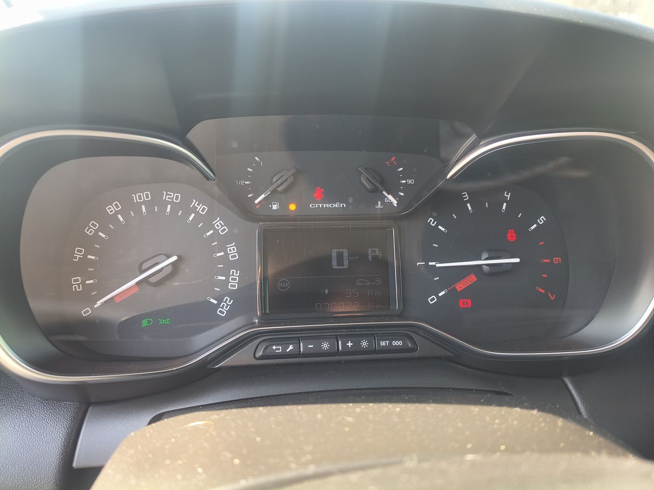 Citroën C3 Aircross — foto 17 de 23