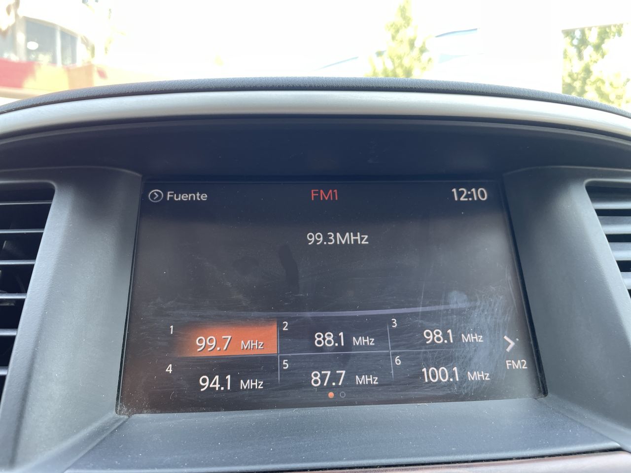 NISSAN - 27