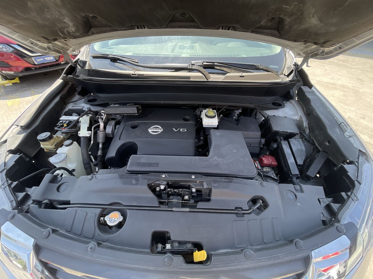 NISSAN - 16
