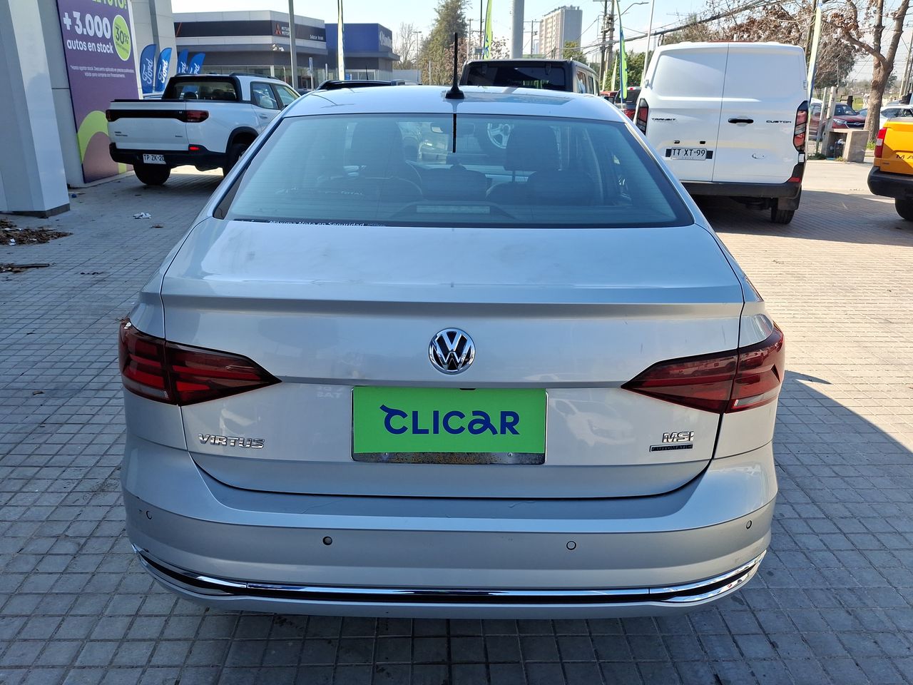 VOLKSWAGEN - 6