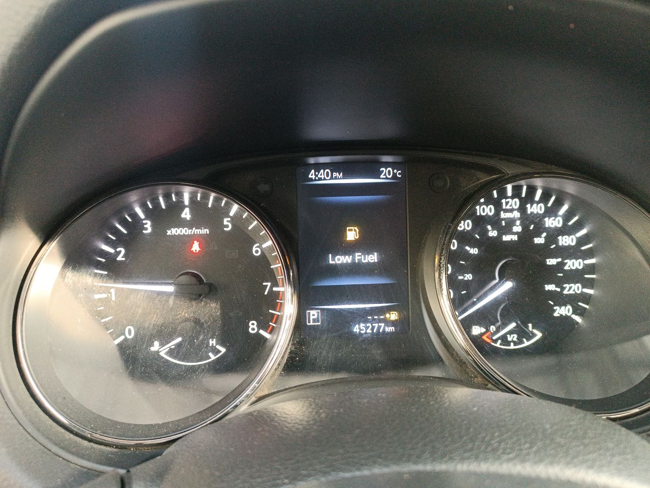 NISSAN - 26