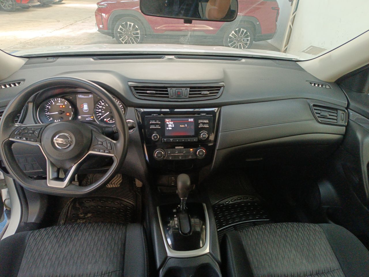 NISSAN - 31