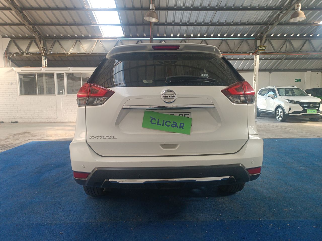 NISSAN - 6