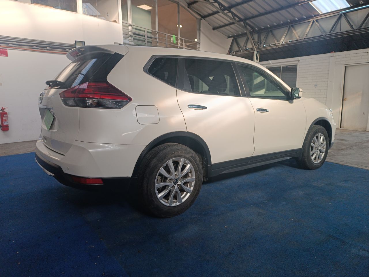 NISSAN - 7