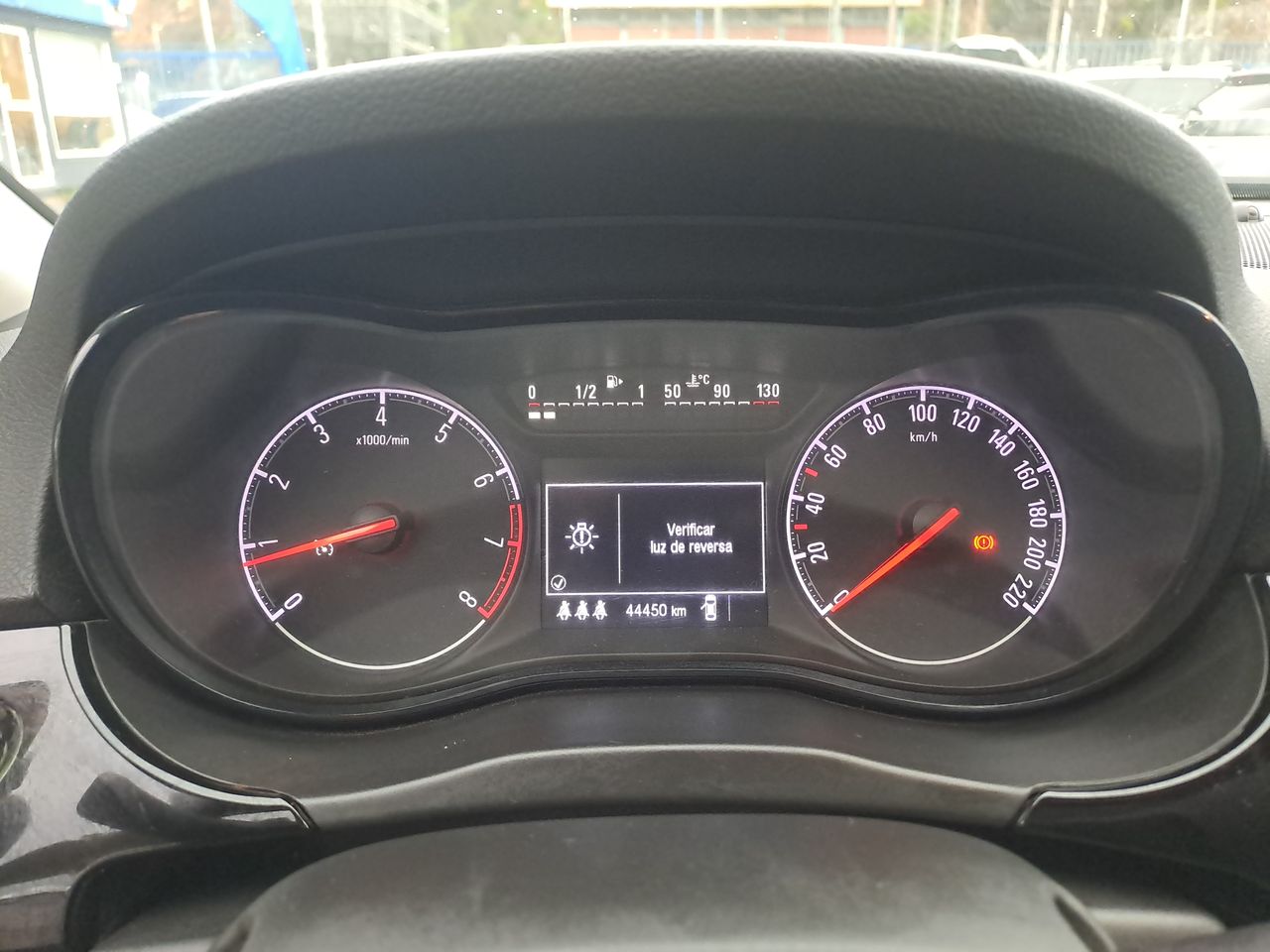 Opel Corsa — foto 20 de 26