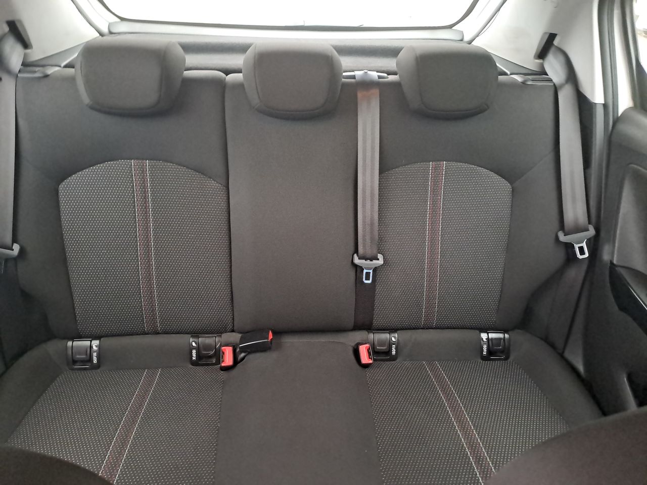 Opel Corsa — foto 26 de 26