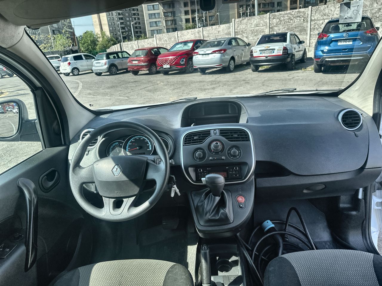 RENAULT - 9
