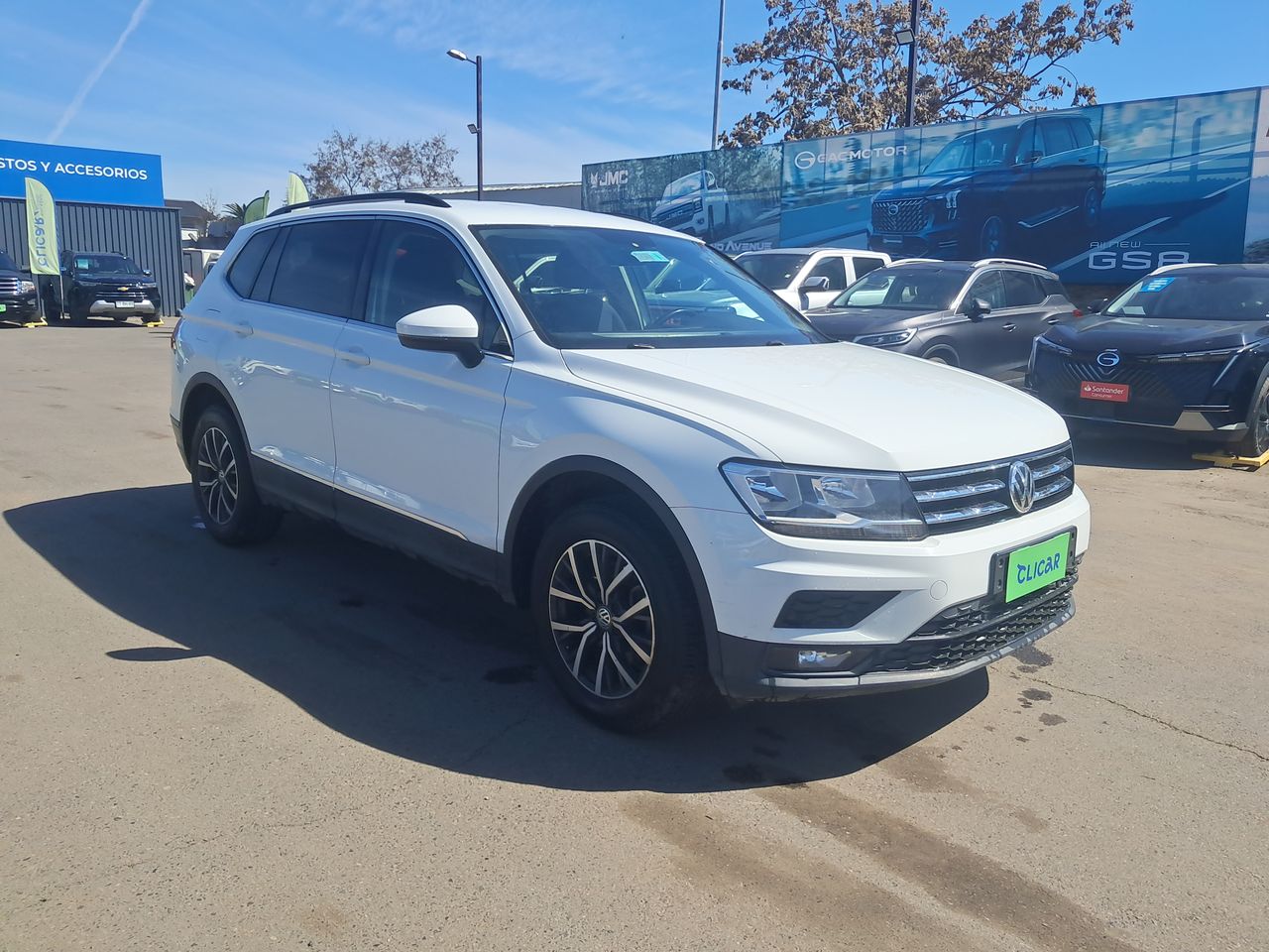 VOLKSWAGEN - 1