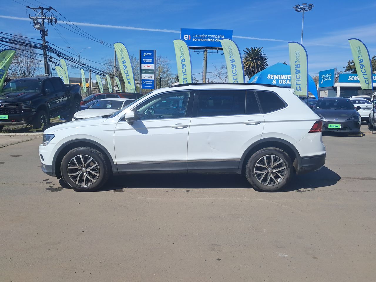 VOLKSWAGEN - 4