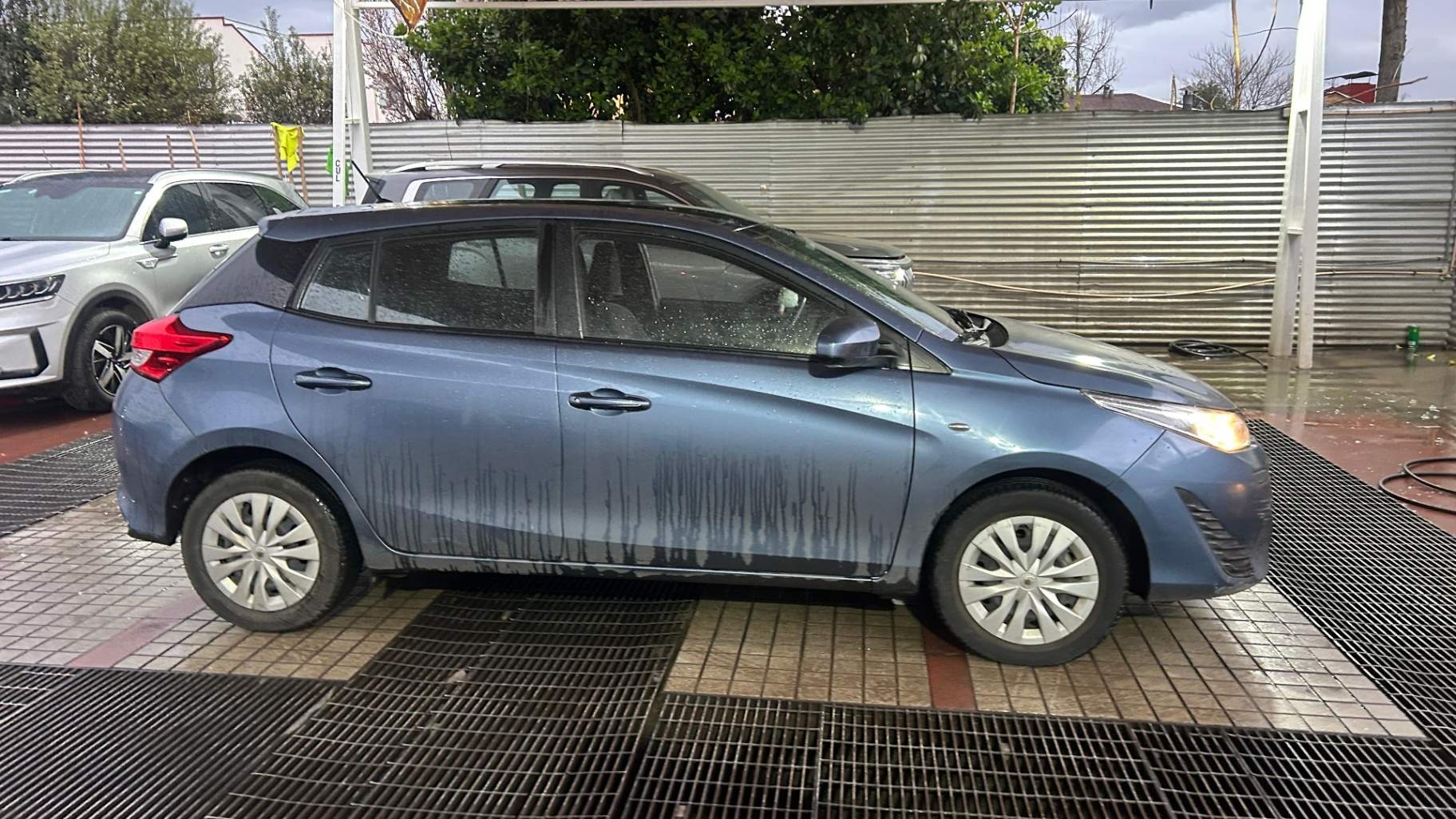 TOYOTA - 3