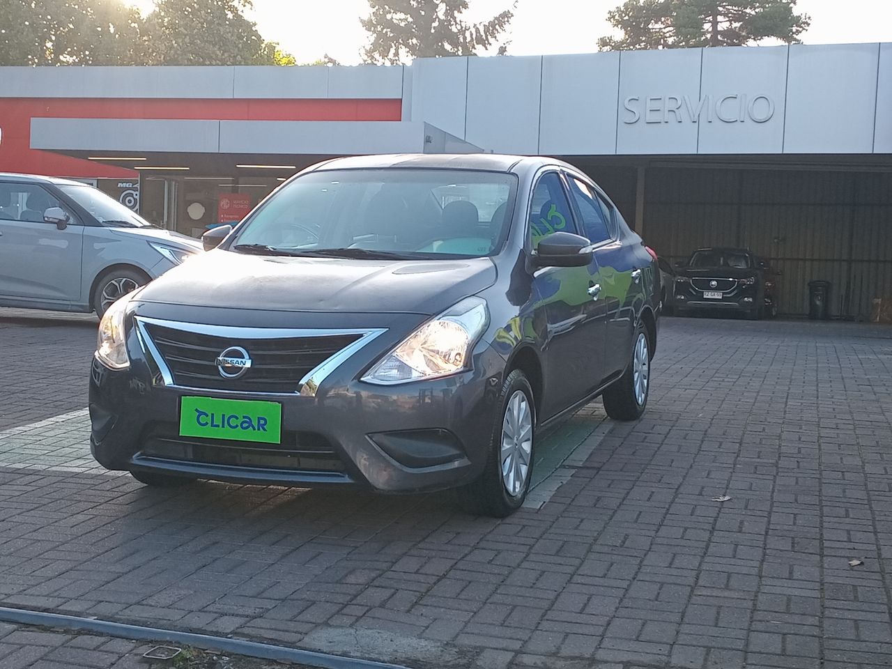 NISSAN - 3