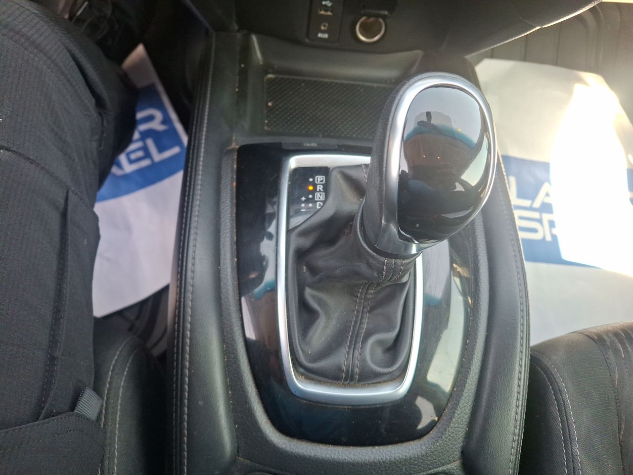 NISSAN - 29