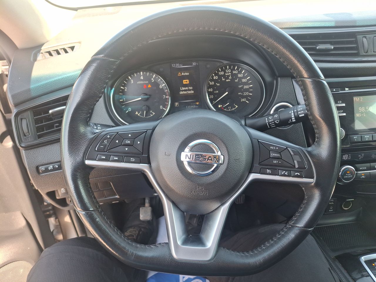 NISSAN - 23
