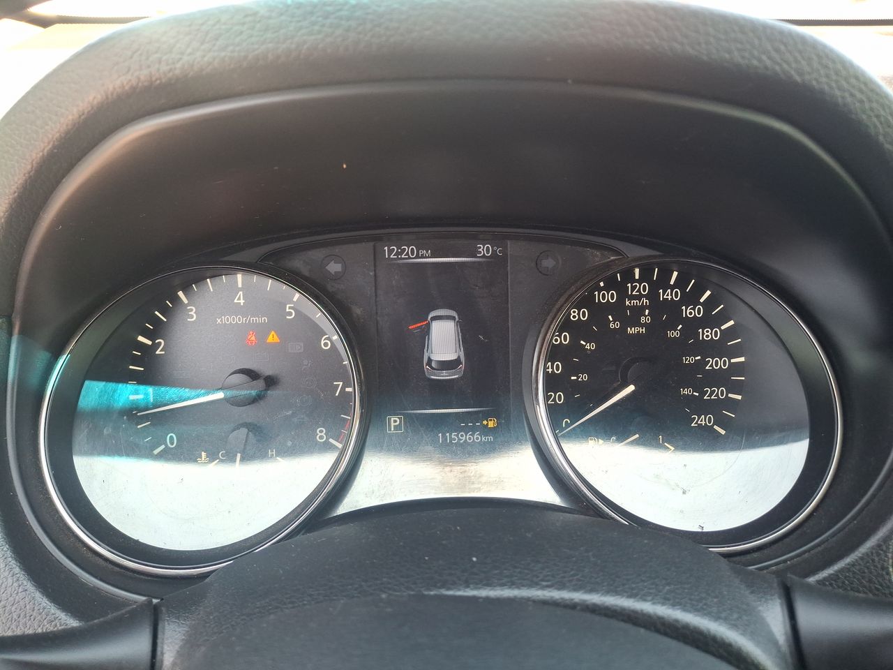 NISSAN - 25