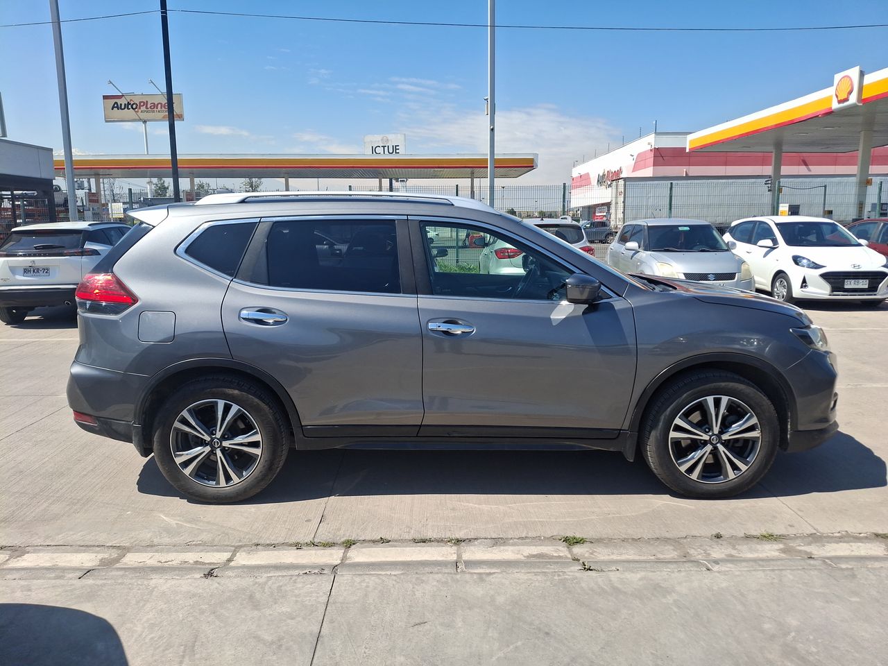 NISSAN - 8