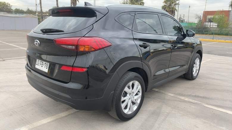 HYUNDAI - 4