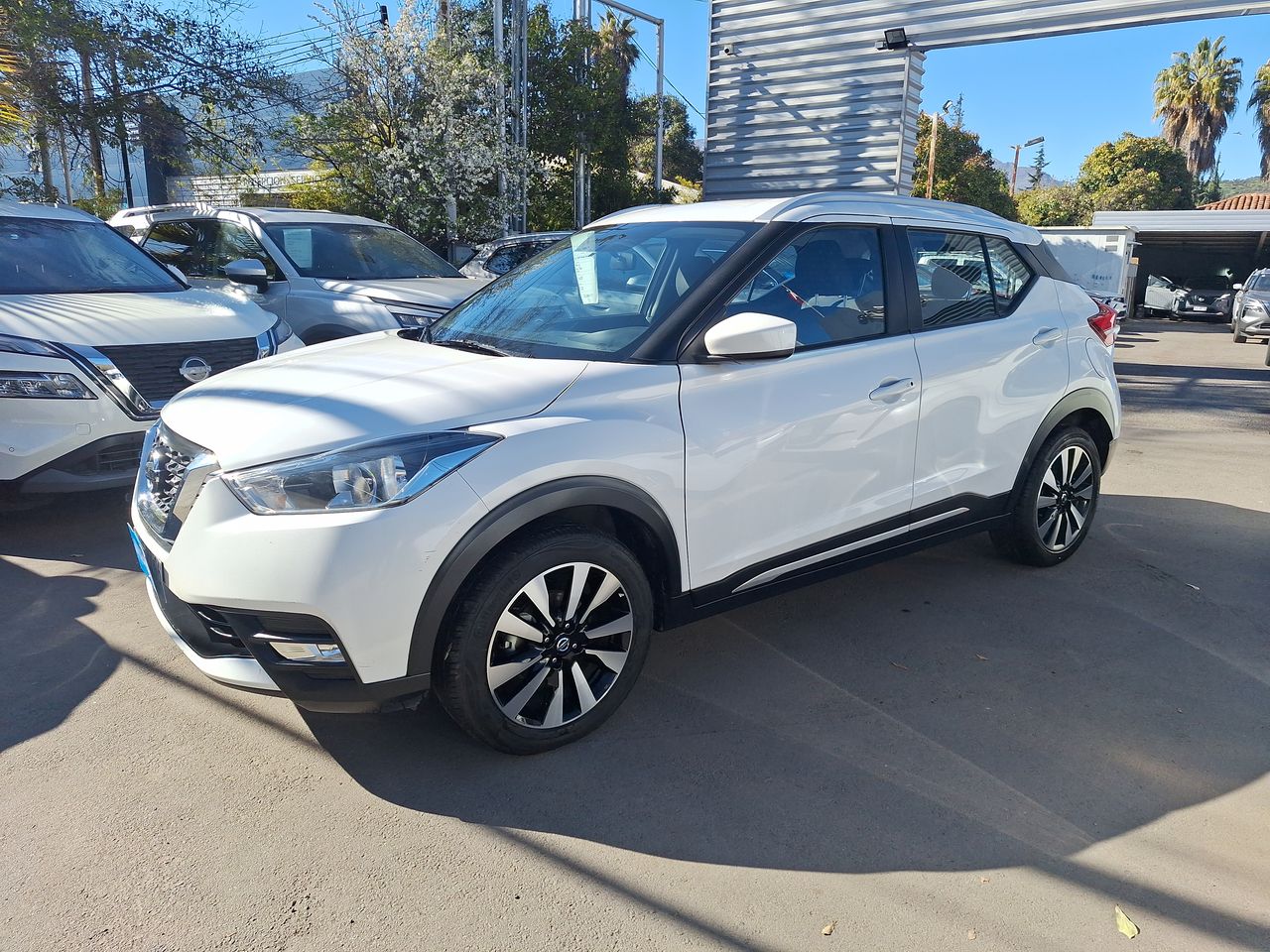 NISSAN - 3
