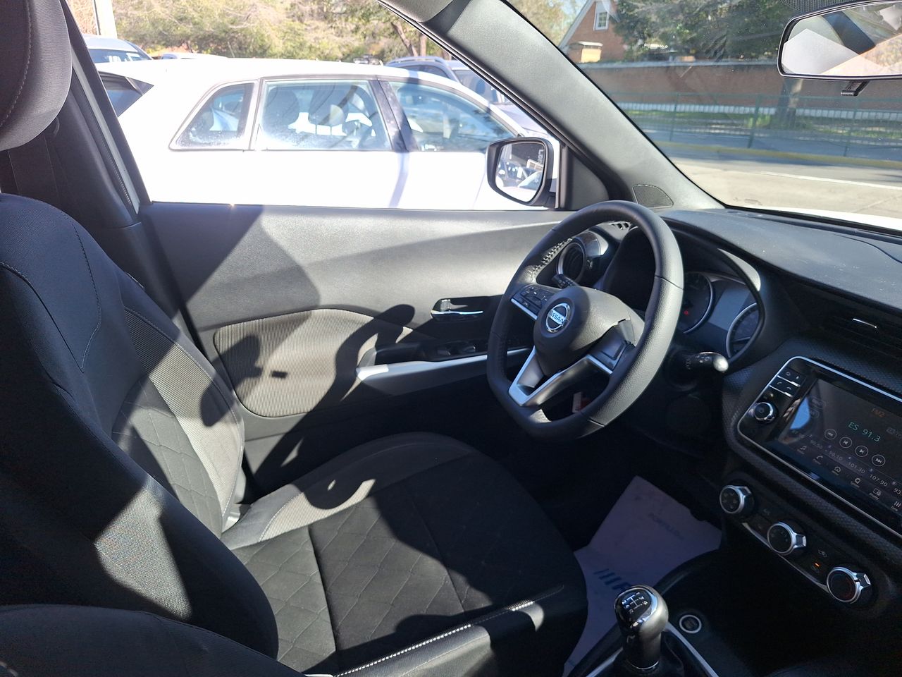 NISSAN - 16