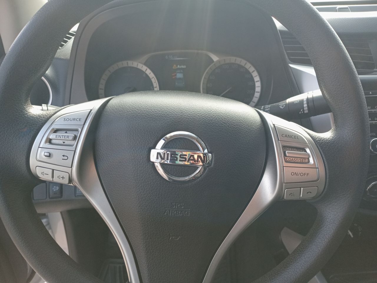 NISSAN - 25