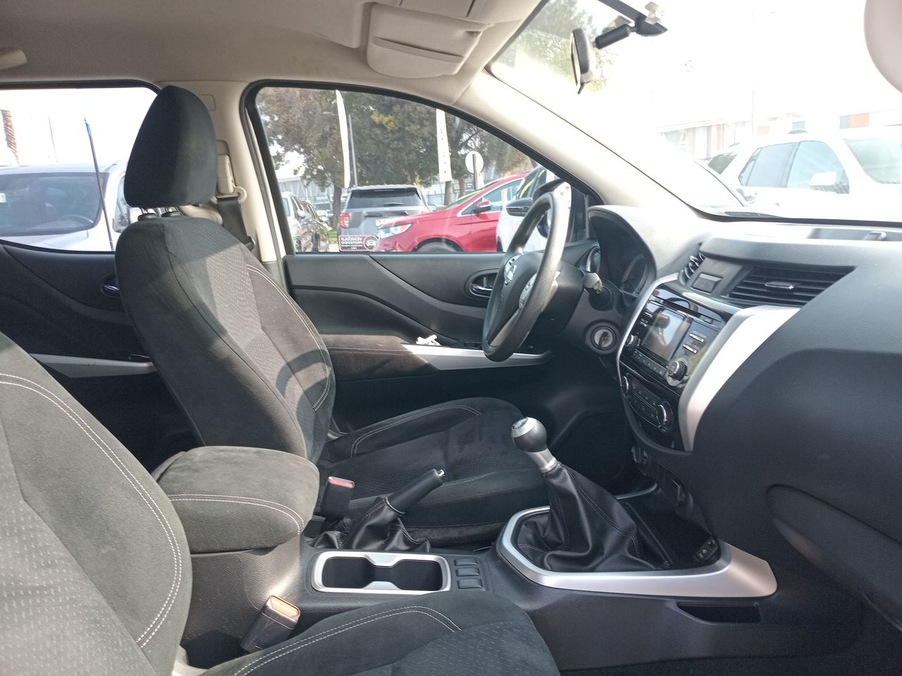 NISSAN - 6
