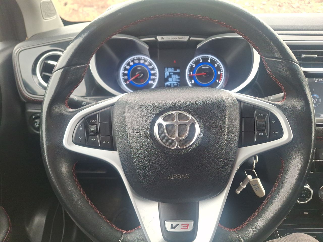 Brilliance V3 — foto 23 de 28